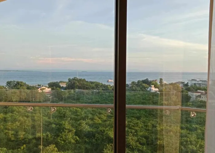 Tambuli Ocean View Aparthotel